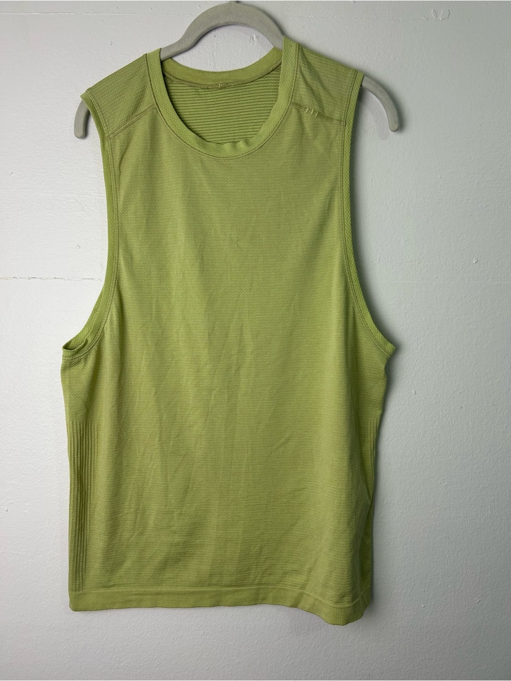 Lululemon Men’s Metal Vent Tech Sleeveless Shirt Updated Fit Size S